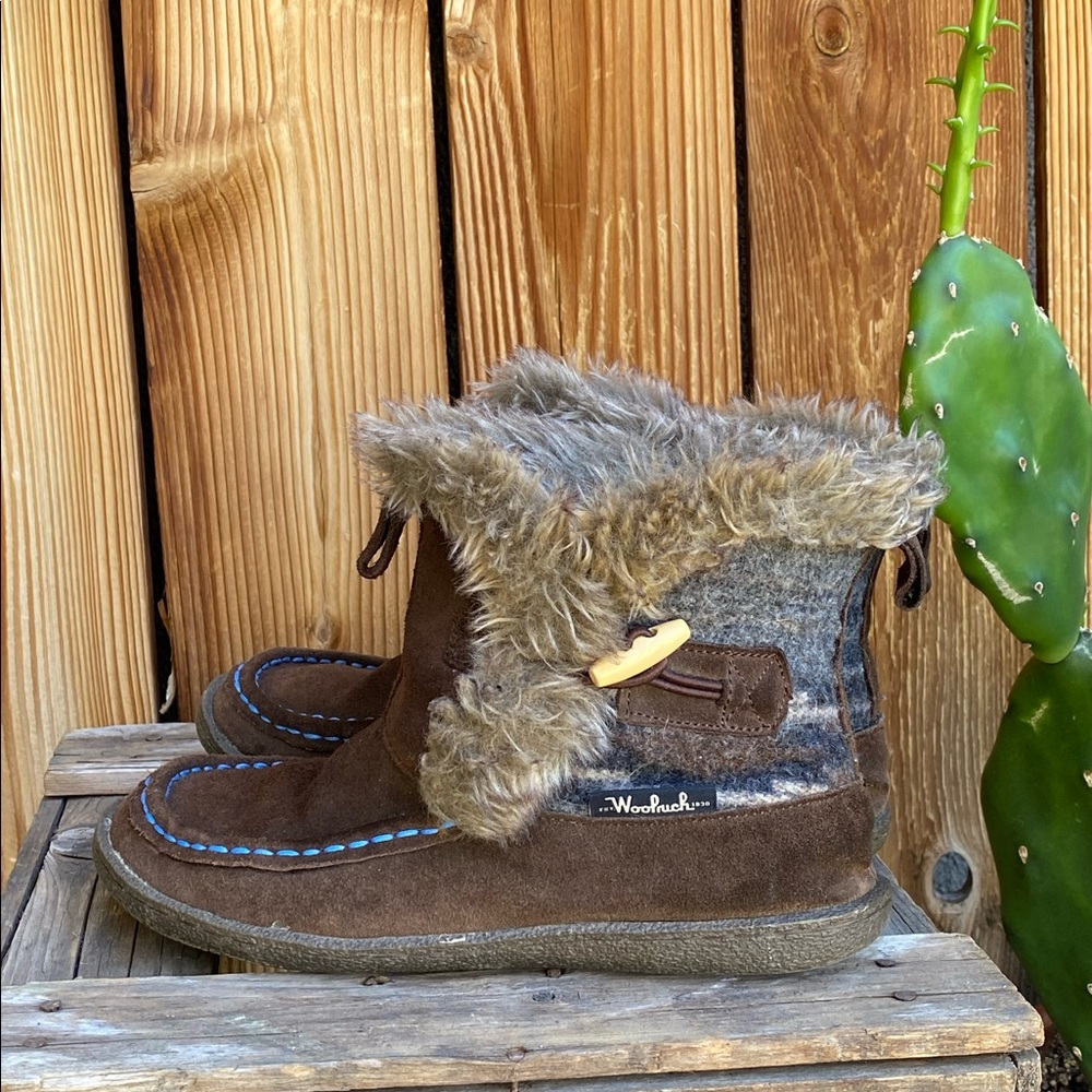 Woolrich Suede Faux Fur Wooden Toggle Moccasins - Picture 1 of 15
